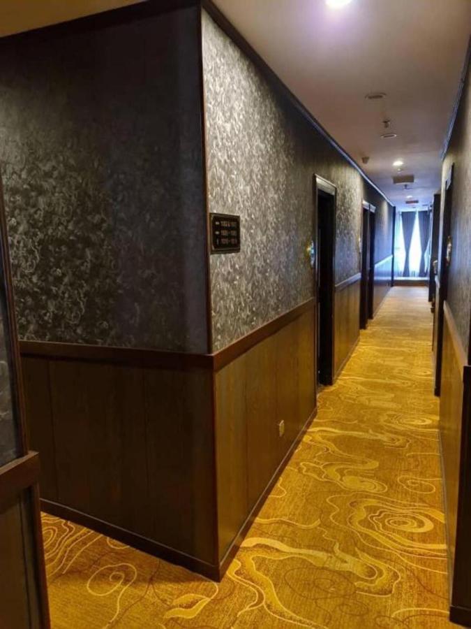 U3 Hotel Субанг Джая Екстериор снимка